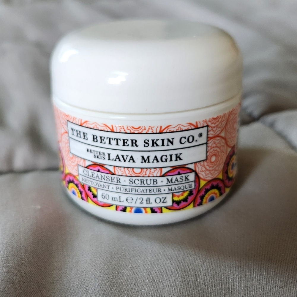 The Better Skin Co Lava Magik Cleanser Scrub Mask